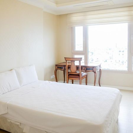 Cantavil Hoan Cau Ho Chi Minh City Exterior photo